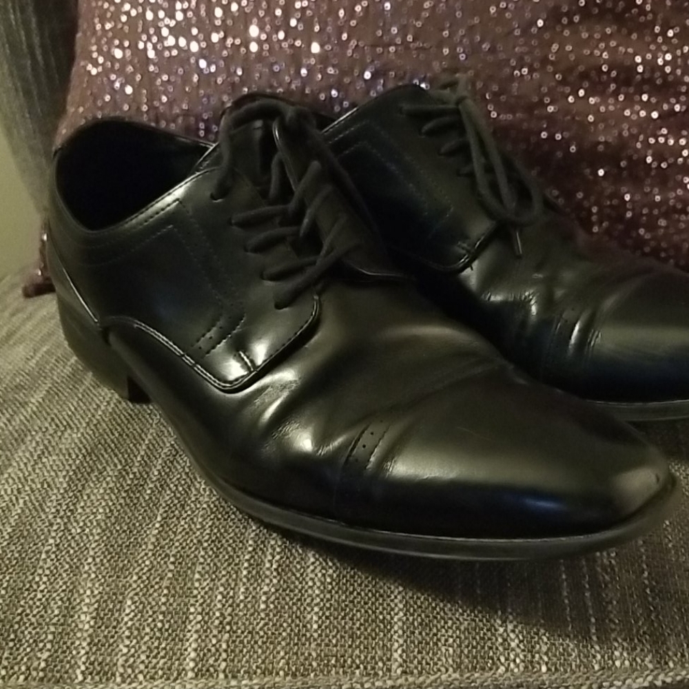 Stacey Adams black dress shoes